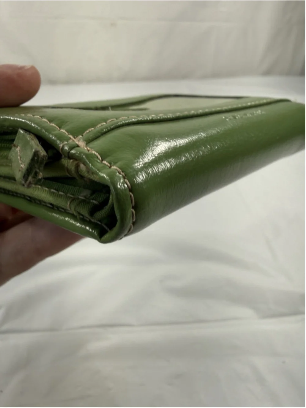 Buxton Green Leather Card Holder Wallet 3 id windows credit card and zip pocket